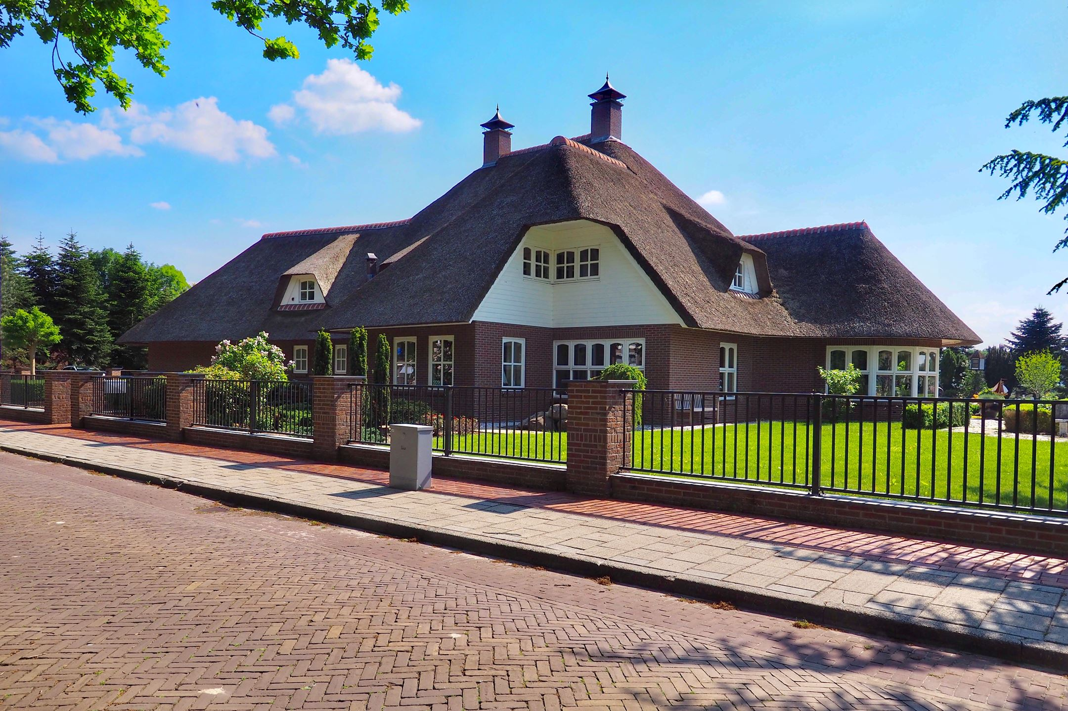 Vooraanzicht van de woning aan de meimorgenstraat 41